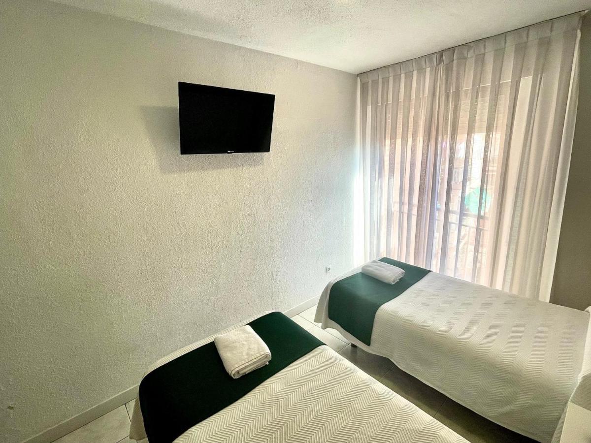 Pension Venecia Pinto Exterior photo