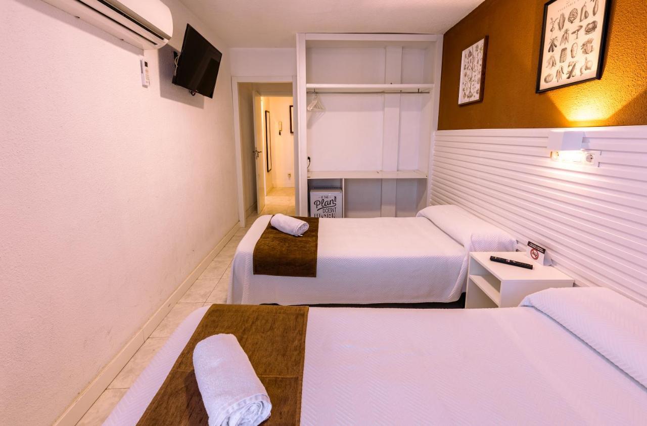 Pension Venecia Pinto Exterior photo