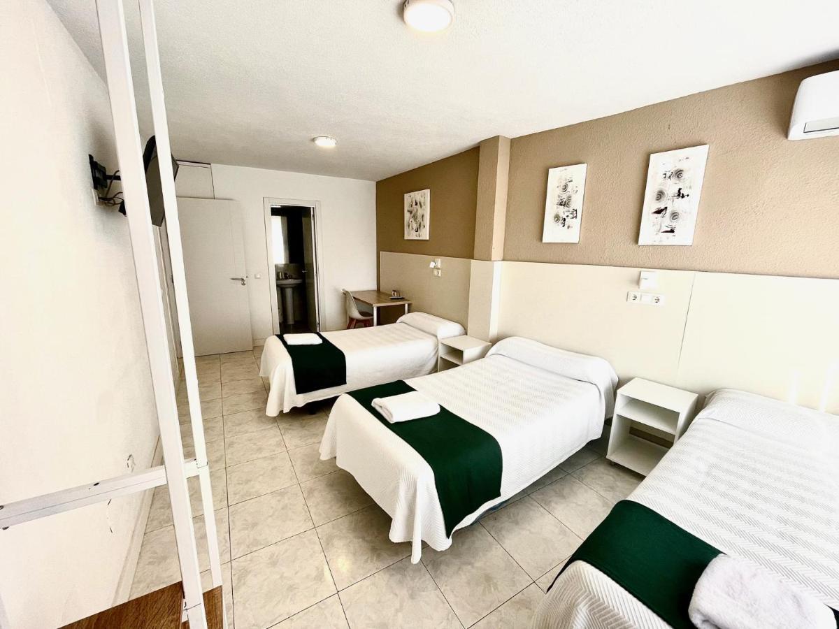 Pension Venecia Pinto Exterior photo